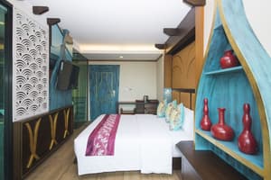 thumbnail: Room