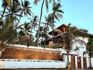 thumbnail: Front of property