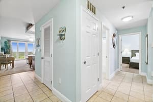 thumbnail: Interior