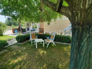 thumbnail: Garden