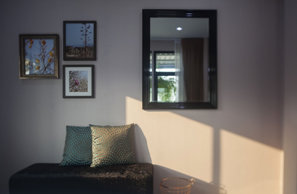 In-room business center