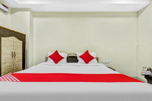 825461878.jpg