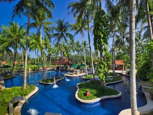 thumbnail: Pool