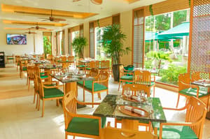 thumbnail: Restaurant