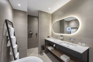 thumbnail: Bathroom