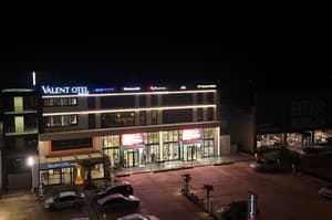 thumbnail: Exterior