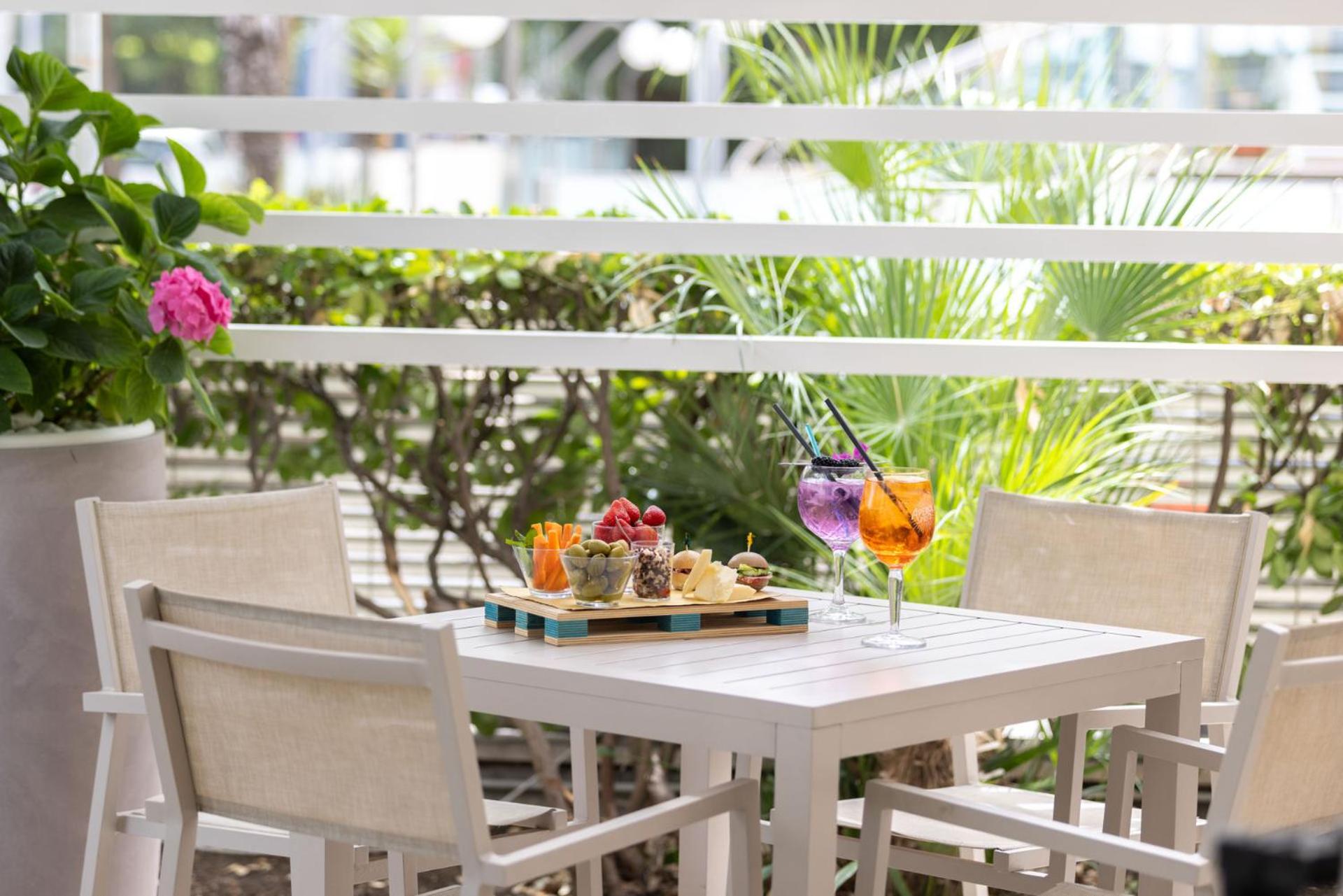 Restaurant-cafeteria