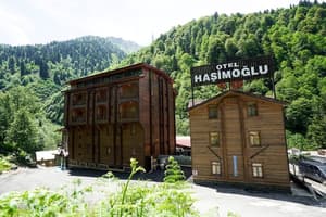 thumbnail: Exterior