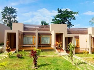 thumbnail: Exterior