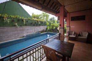 thumbnail: Balcony