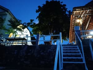 thumbnail: Exterior detail