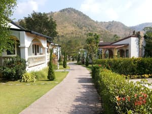 thumbnail: Exterior
