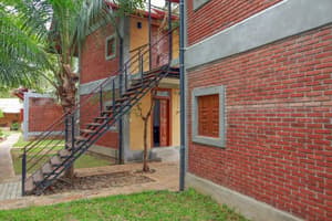 thumbnail: Exterior