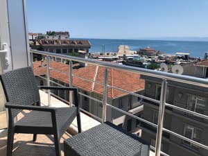 thumbnail: Balcony view