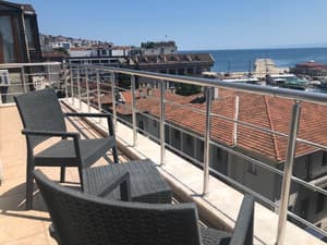thumbnail: Balcony view