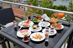 thumbnail: Restaurant