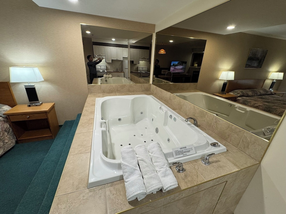 Jetted tub