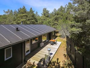 thumbnail: Exterior