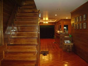 thumbnail: Staircase