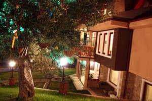 thumbnail: Exterior