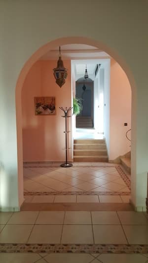 thumbnail: Interior detail