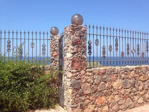 thumbnail: Property entrance