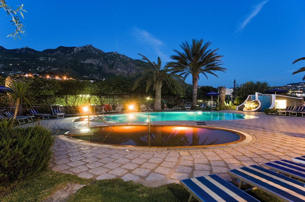Rooftop pool