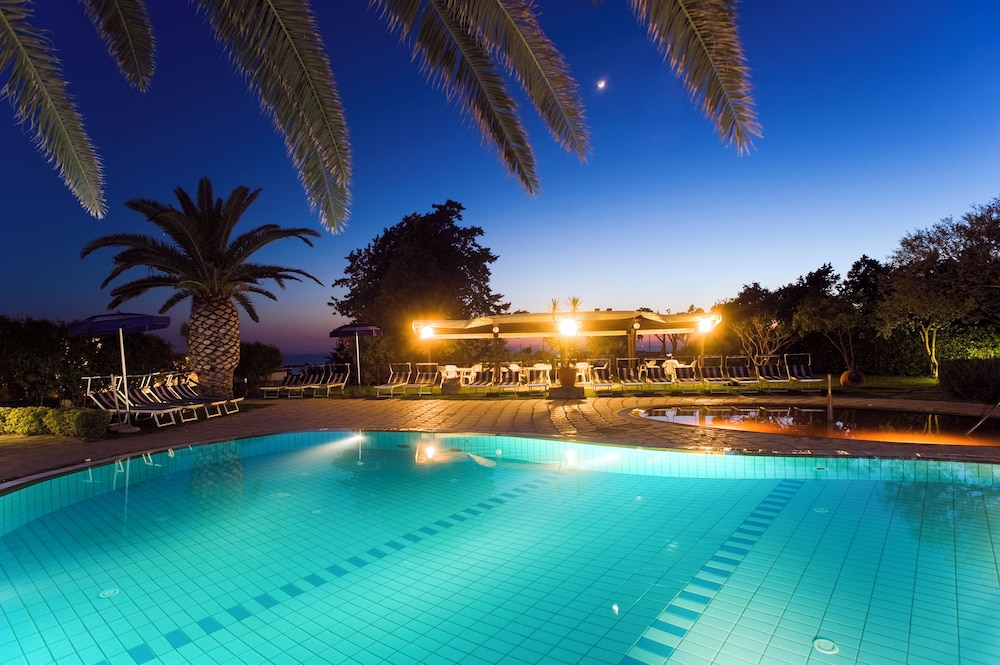 Rooftop pool
