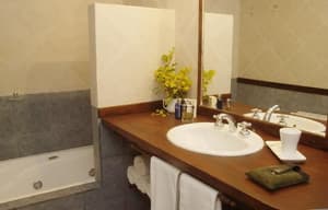 thumbnail: Bathroom