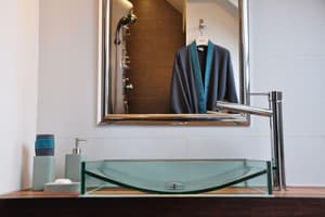 thumbnail: Bathroom sink