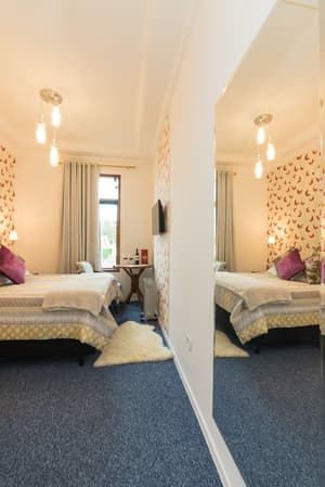 thumbnail: Room