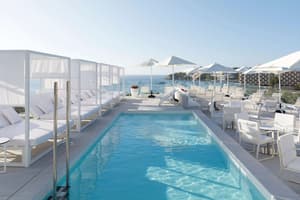 thumbnail: Outdoor pool