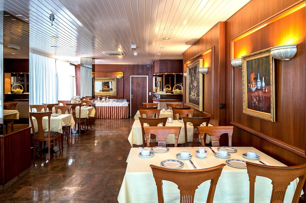 Restaurant-cafeteria