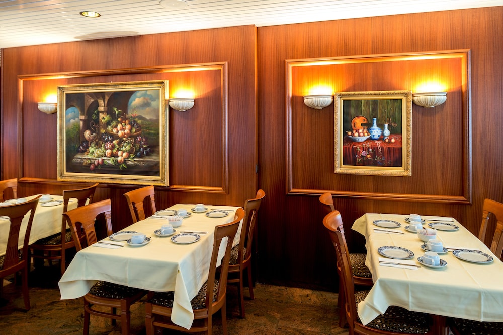 Restaurant-cafeteria
