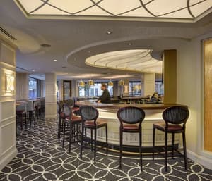 thumbnail: Bar (on property)