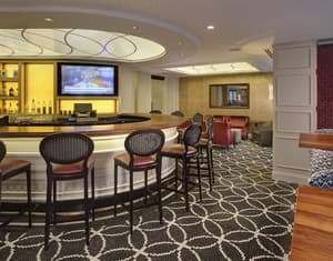 thumbnail: Bar (on property)
