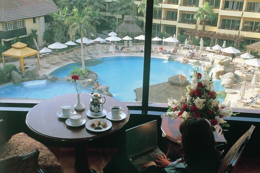 Restaurant-cafeteria