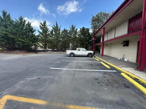 thumbnail: Parking