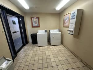thumbnail: Laundry room