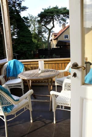 thumbnail: Balcony
