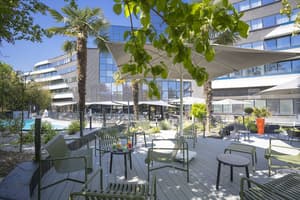 thumbnail: Poolside bar