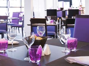 thumbnail: Restaurant