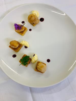 thumbnail: Dining