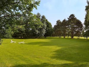 thumbnail: Golf