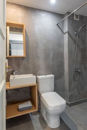 thumbnail: Bathroom
