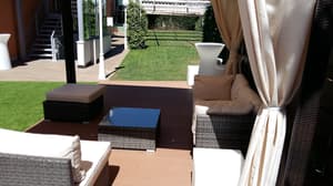 thumbnail: Exterior