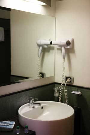 thumbnail: Bathroom sink