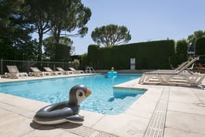 thumbnail: Pool