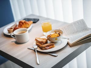 thumbnail: Breakfast area