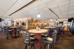 thumbnail: Restaurant